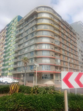 Stesh Durban Beachfront Hotel-style